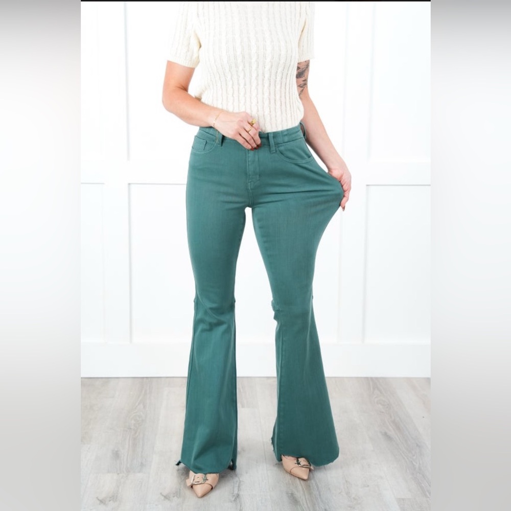 Vervet - Green Wide Leg Flare Jeans with Vintage Raw Hem NWT - Picture 16 of 16